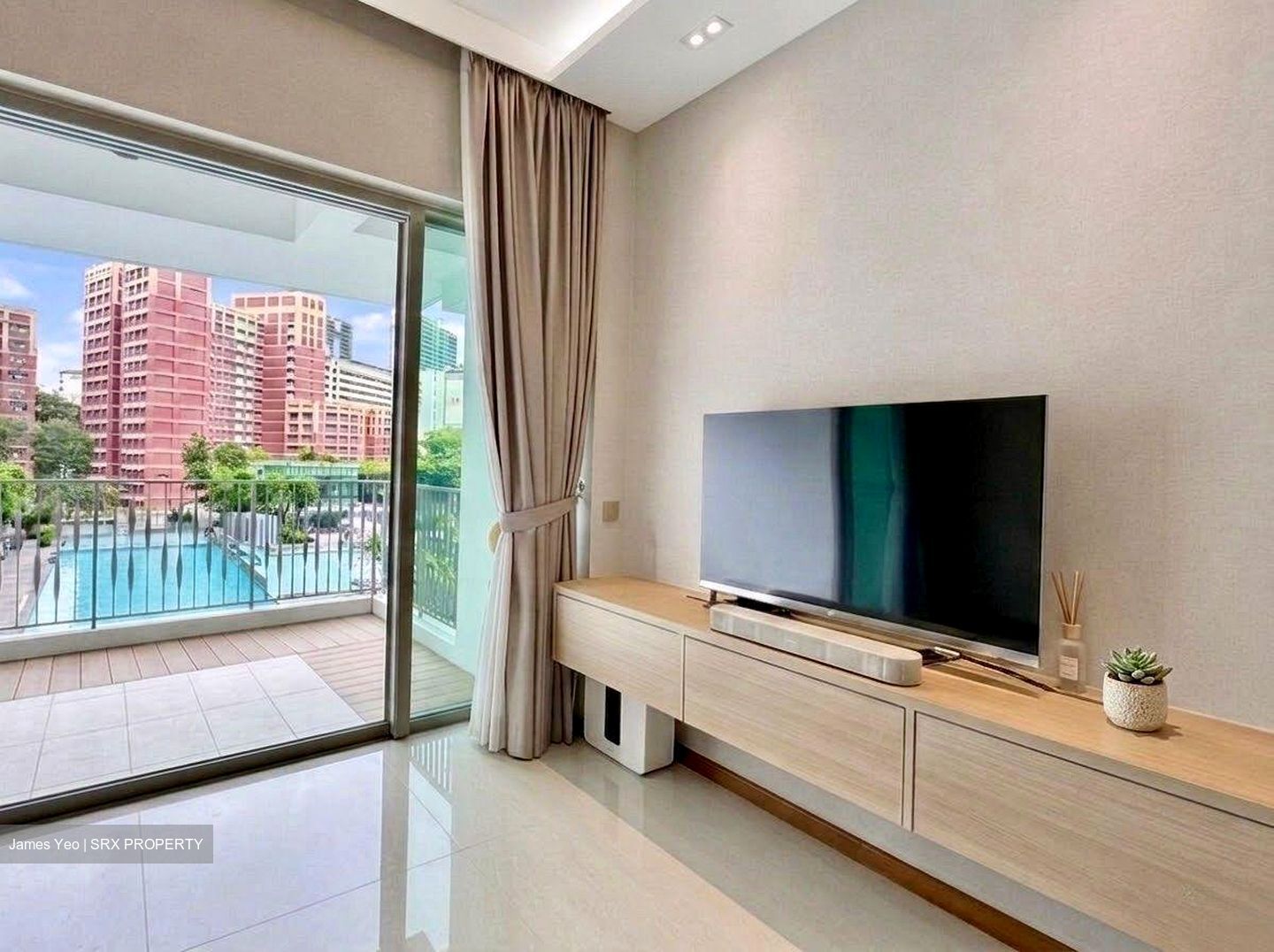 Trevista (D12), Condominium #588614071